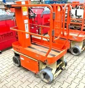 JLG 1230 ES 客货电梯