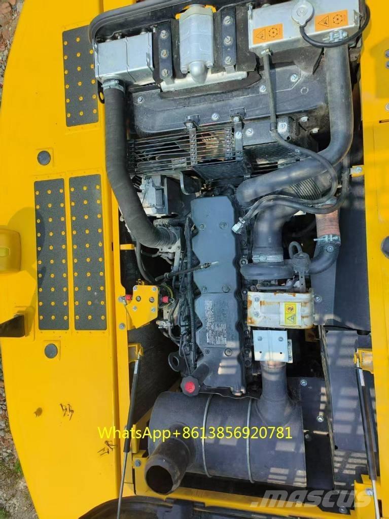 Komatsu PC 240-8 中型挖掘机