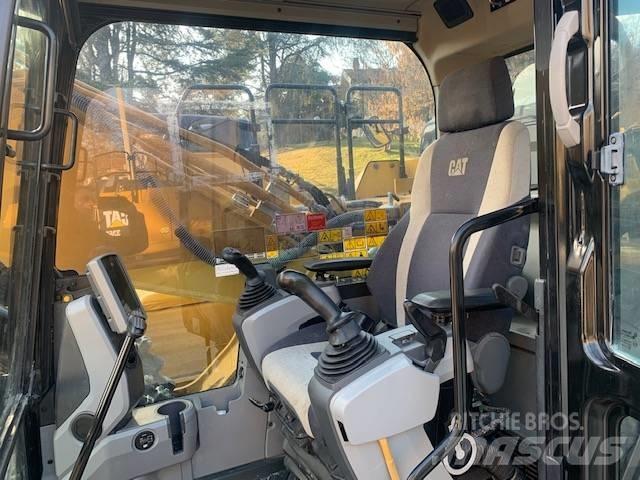CAT 330 F LN 履带挖掘机