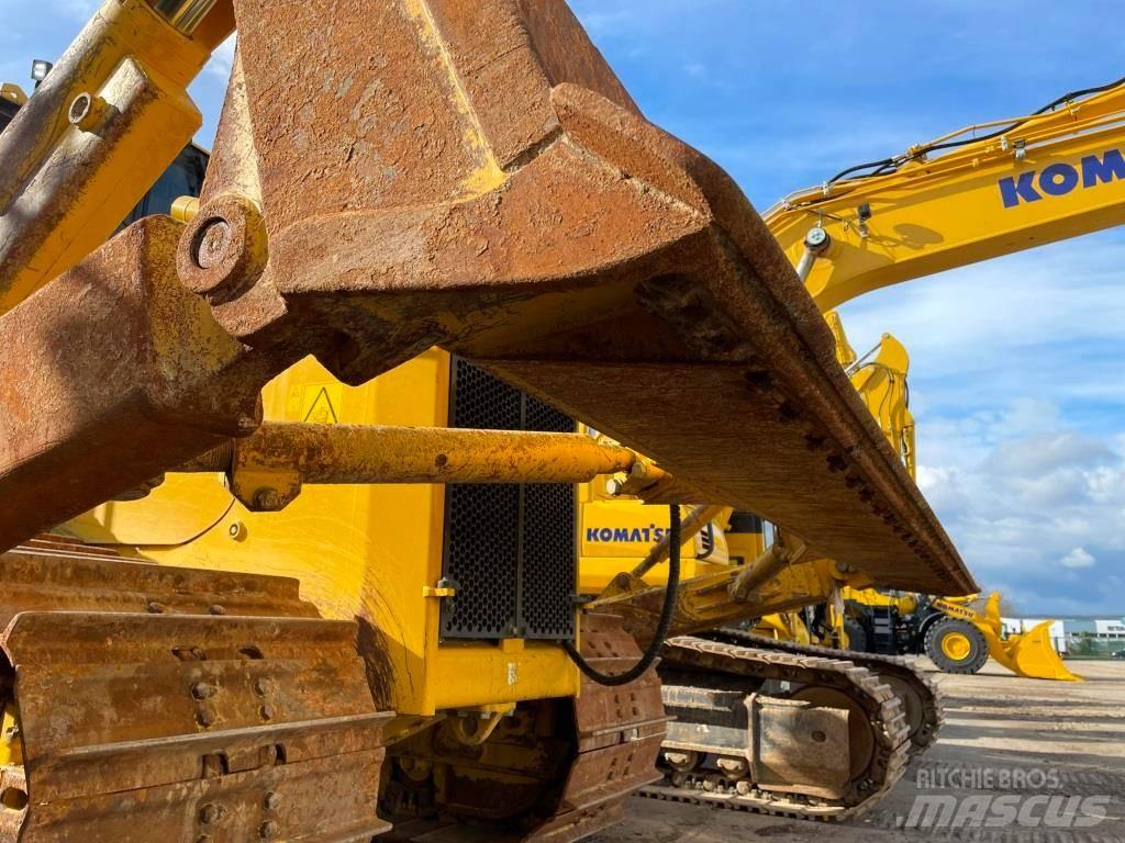 Komatsu D65PX-18E0 履带式推土机