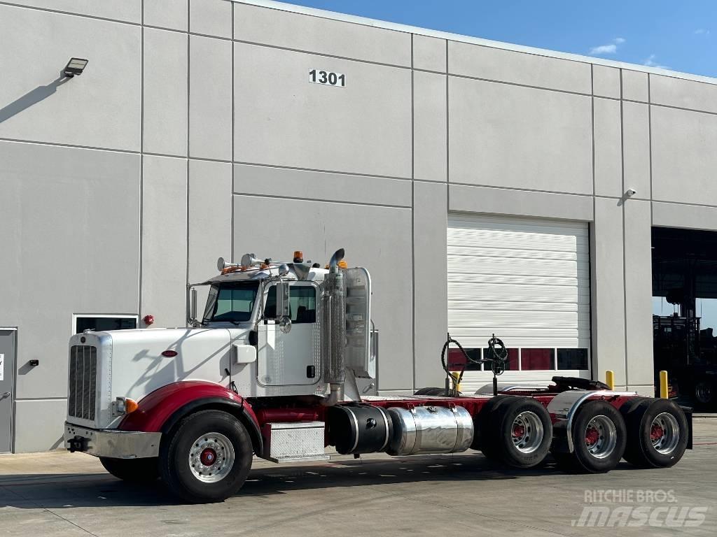 Peterbilt 367 牵引车