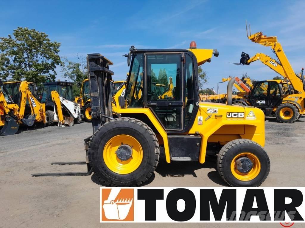 JCB 930-4 越野叉车|叉装车