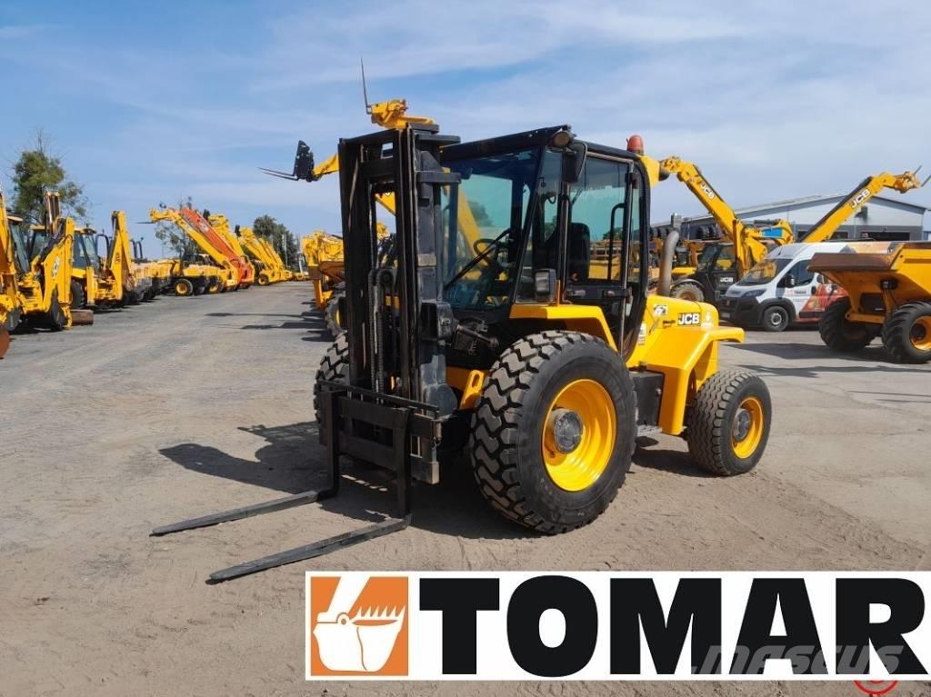 JCB 930-4 越野叉车|叉装车