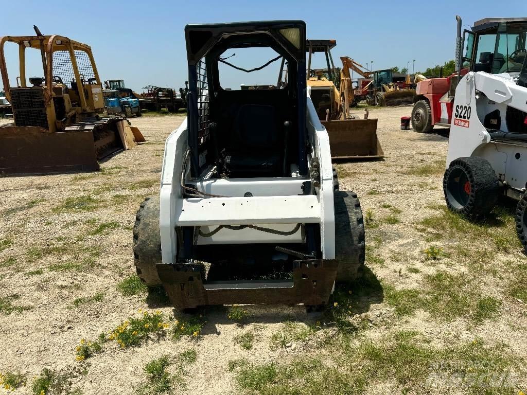 Bobcat S 150 滑移装载机