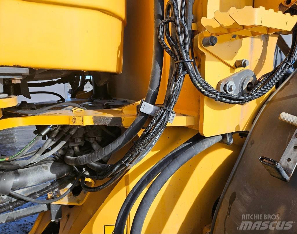 Volvo L 90 H 轮式装载机