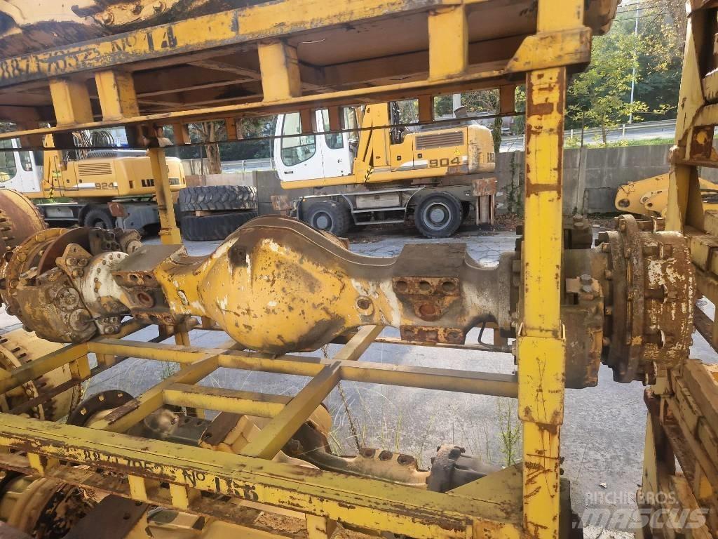 Volvo A25C 轴