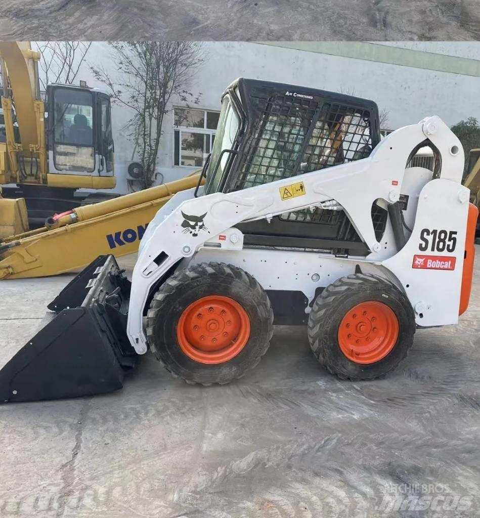 Bobcat S185 滑移装载机