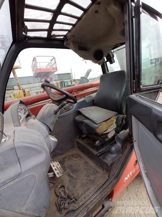 Manitou MT 932 伸缩臂叉装车|叉装车