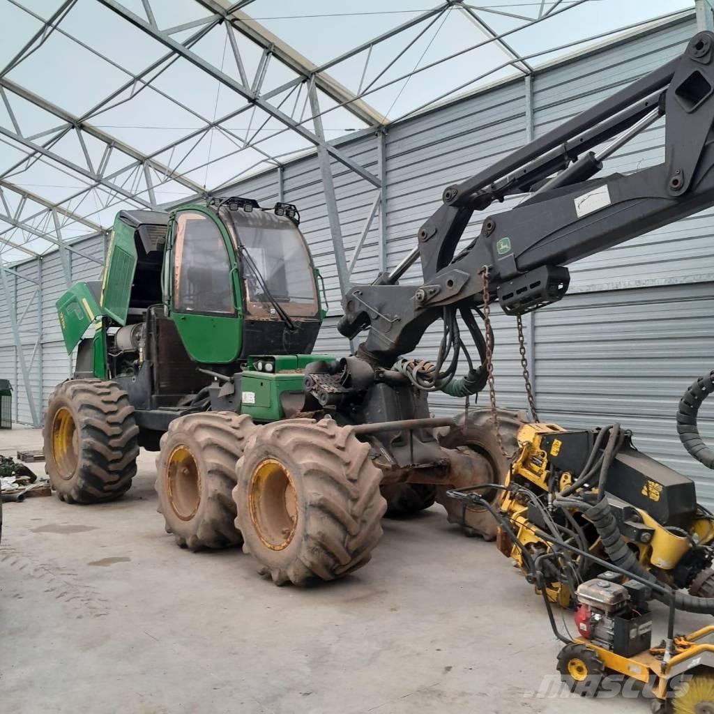 John Deere 1270 E 收割机