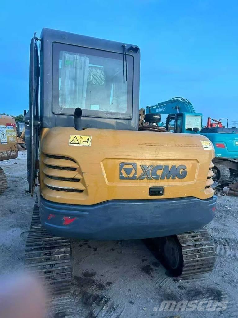 XCMG XE 55 小型挖掘机
