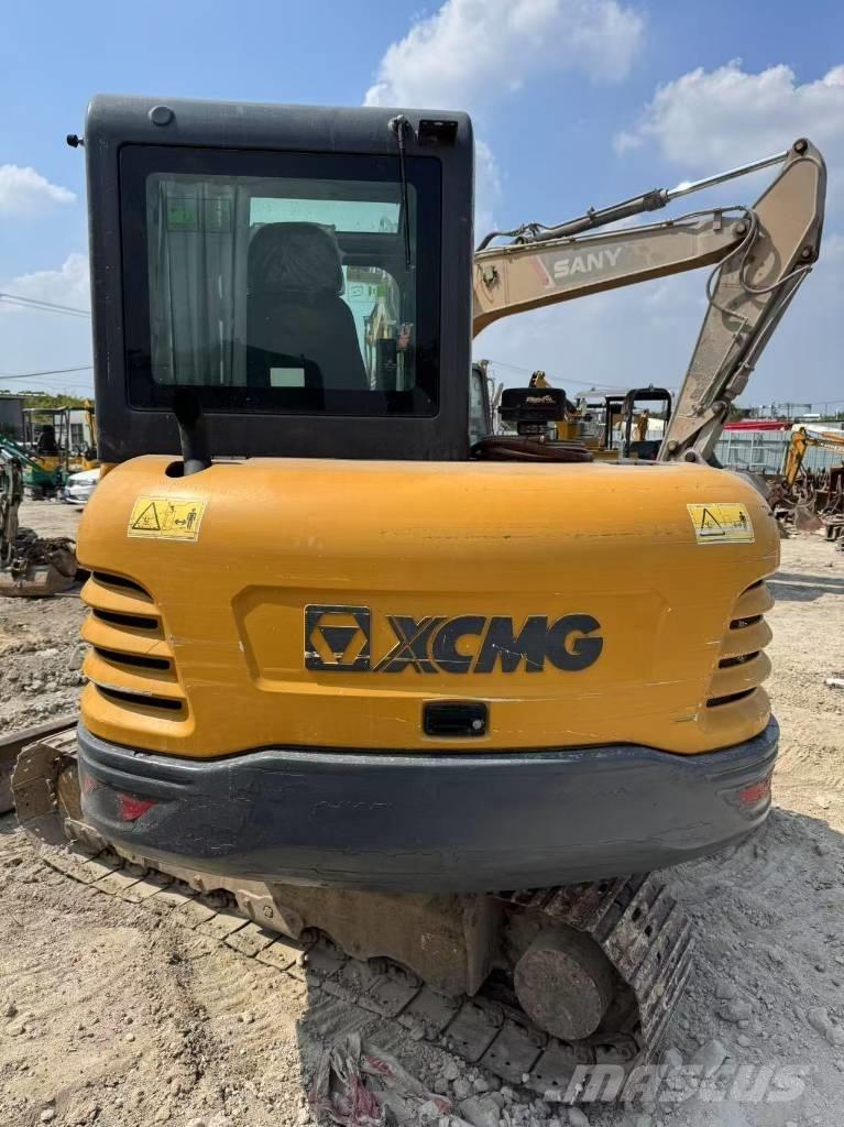 XCMG XE 55 小型挖掘机