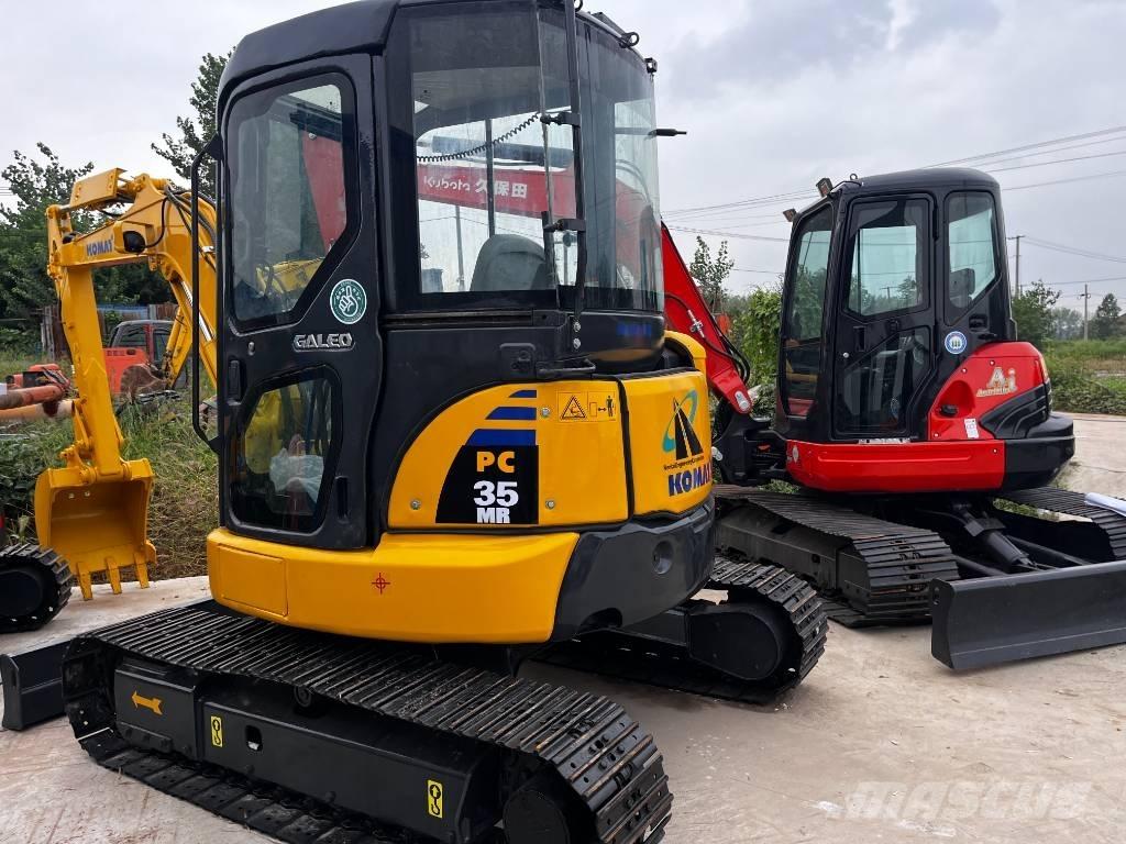 Komatsu PC 35 MR 小型挖掘机
