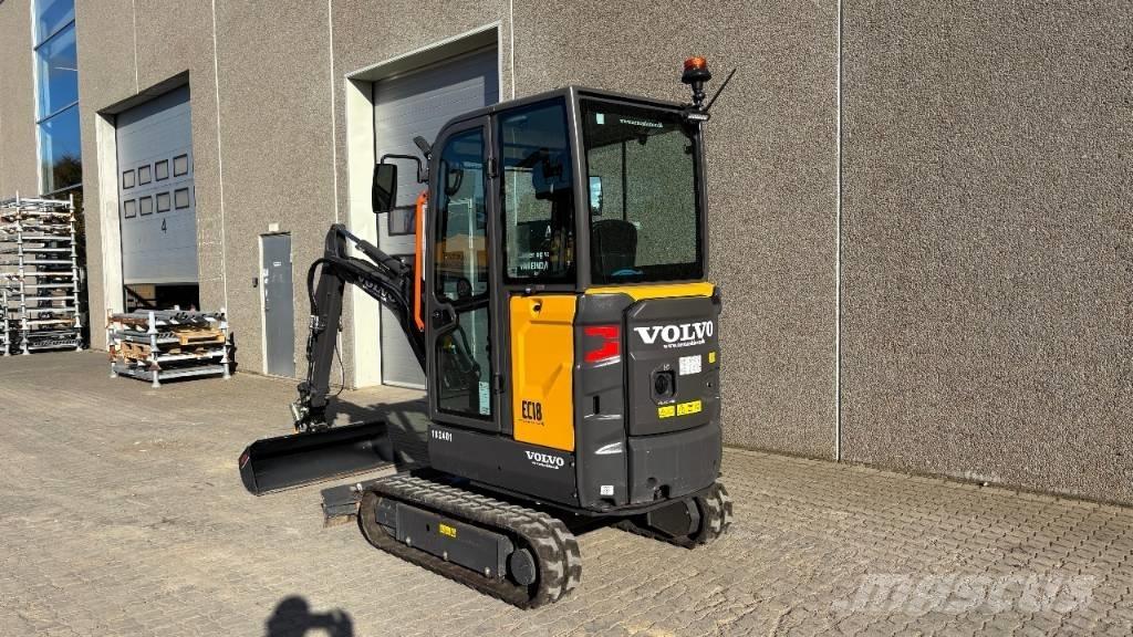 Volvo EC 18 Electric 小型挖掘机