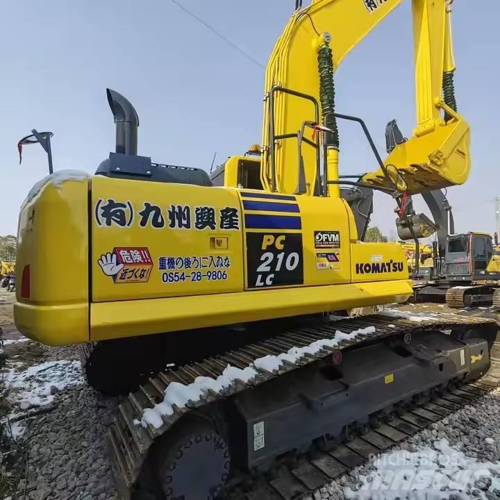 Komatsu PC 210 履带挖掘机