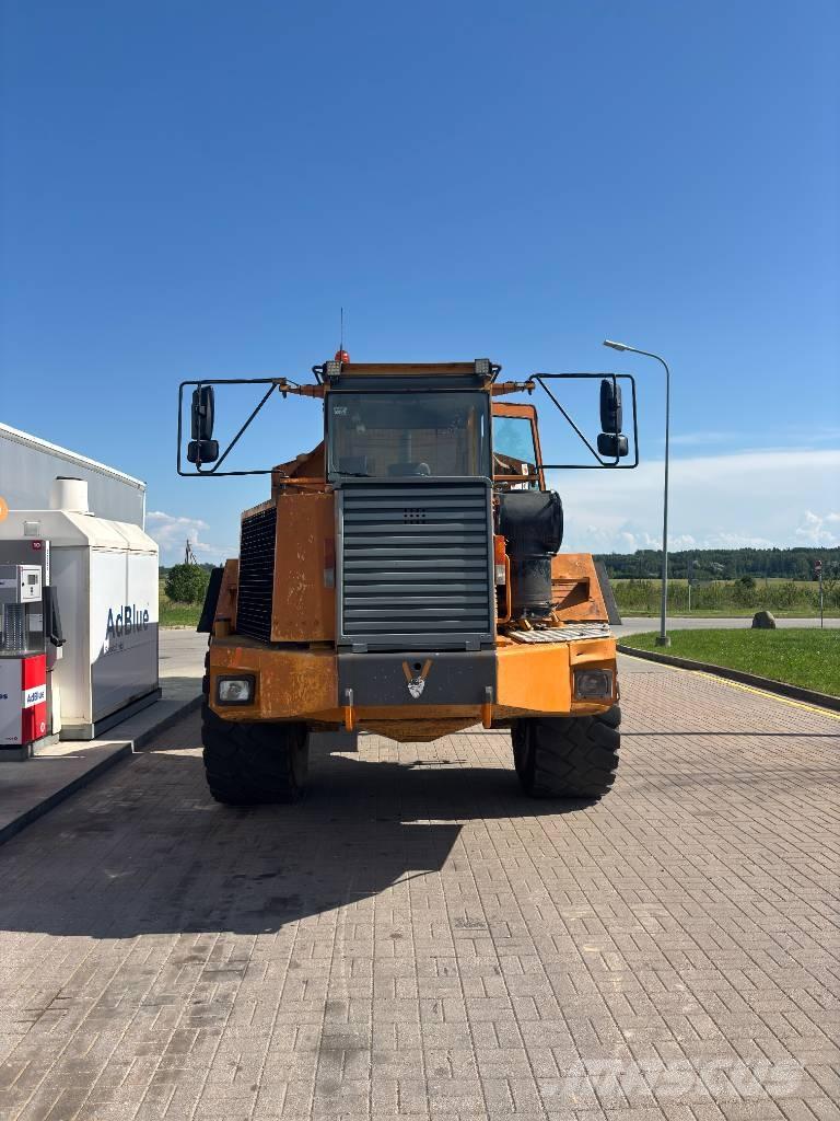 Volvo BM A 35 铰接式自卸车