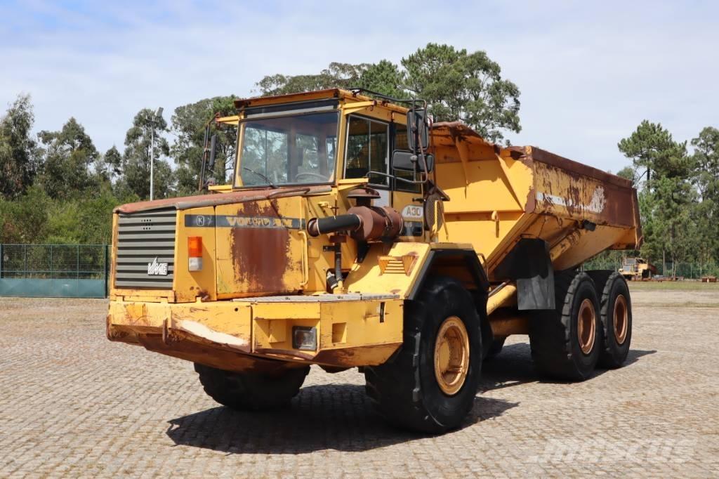 Volvo A 30 铰接式自卸车