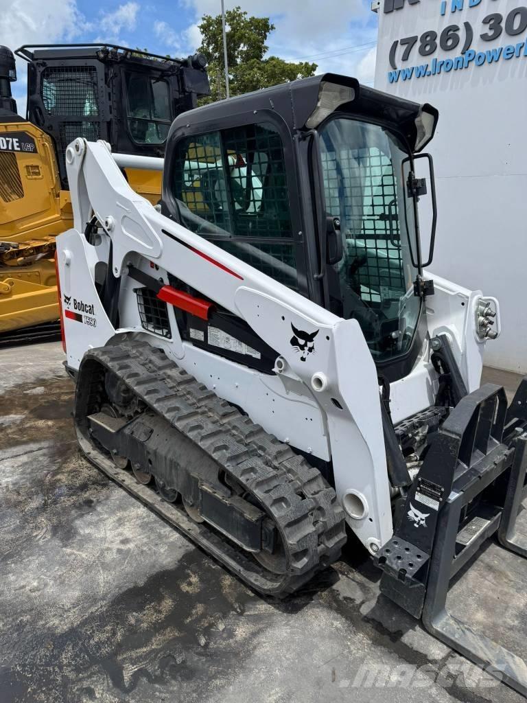 Bobcat T 590 滑移装载机