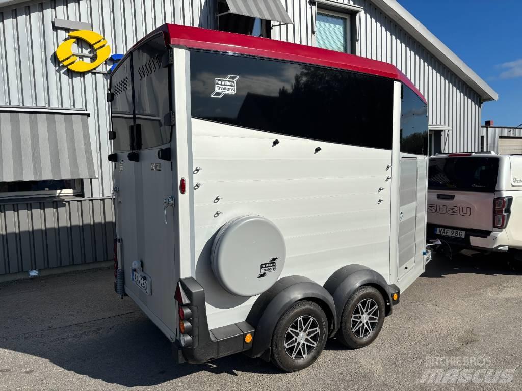 Ifor Williams HBX511 动物运输拖车