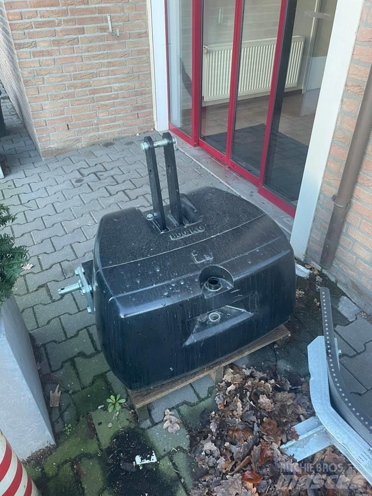  Frontgewicht 800KG 前配重块