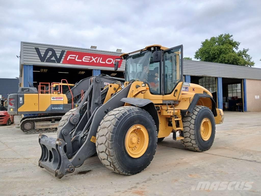 Volvo L 120 G 轮式装载机