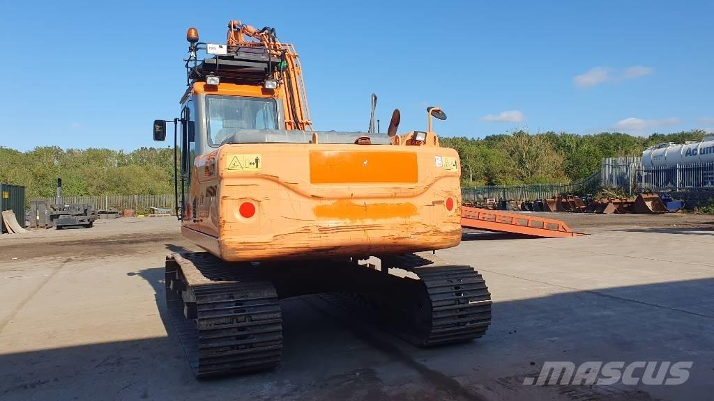 Doosan DX160LC-3 履带挖掘机