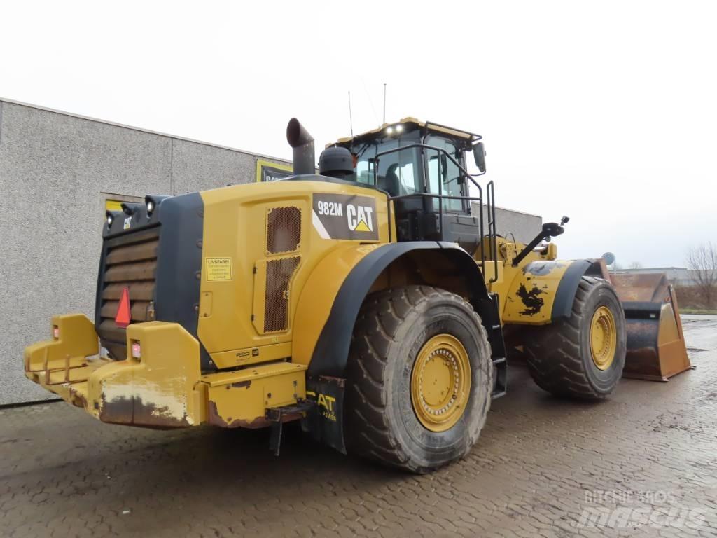 CAT 982 M 轮式装载机