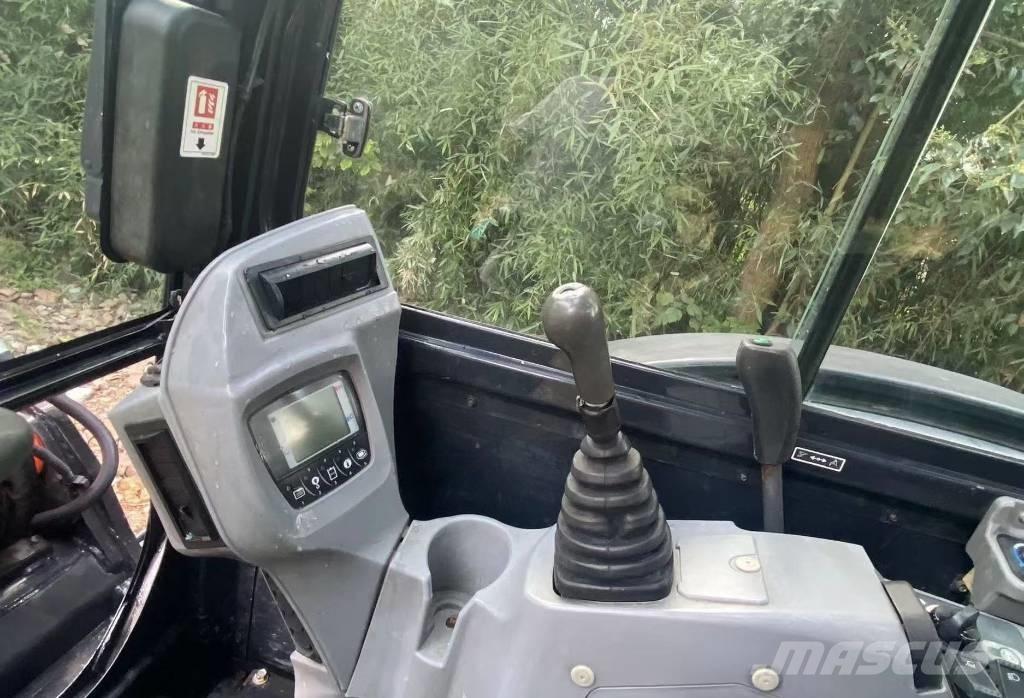 Kubota 165 履带挖掘机