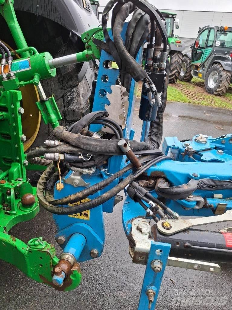 Lemken JUWEL 7 双向犁