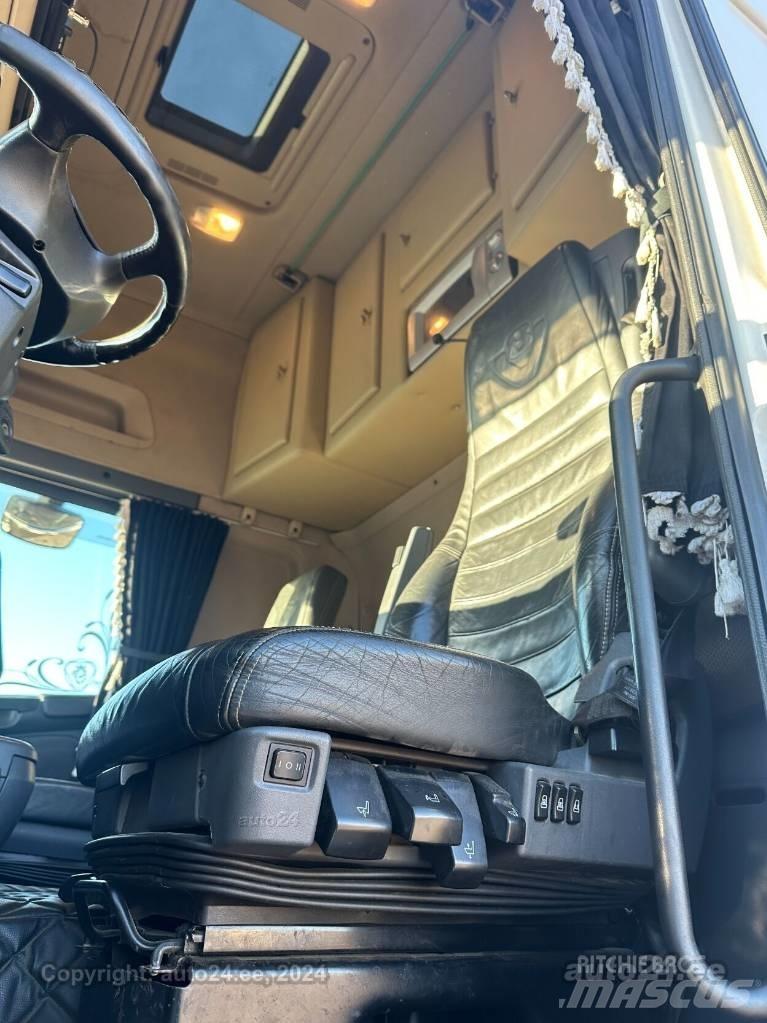 Scania R 560 LA 牵引车