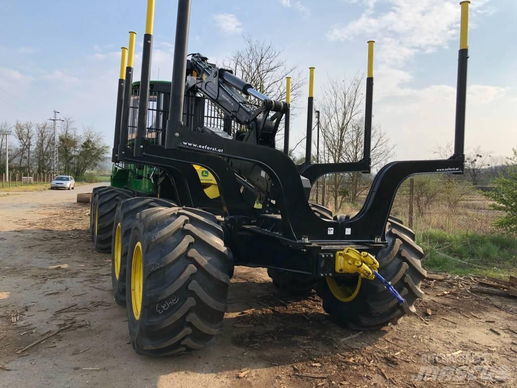 John Deere 1210 G 集运机