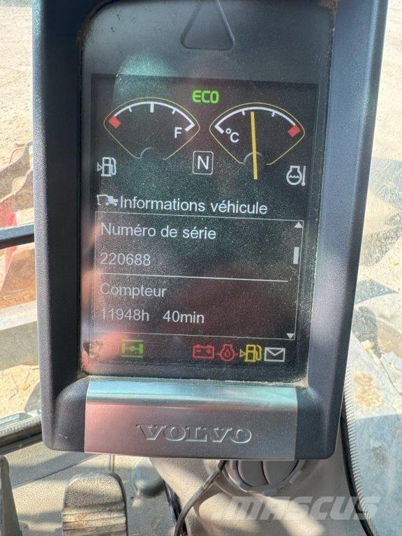 Volvo EW 140 D 轮式挖掘机