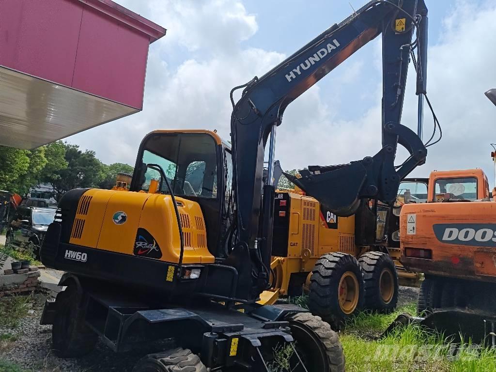 Hyundai R60W 小型挖掘机