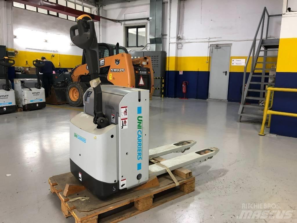 Atlet PLL200 手托盘堆垛机