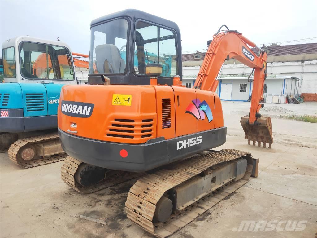 Doosan DH55 小型挖掘机
