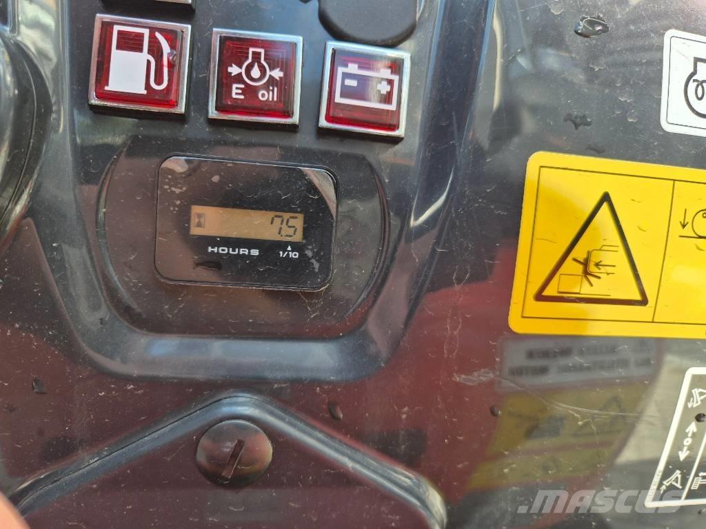 Kubota U 10-5 小型挖掘机