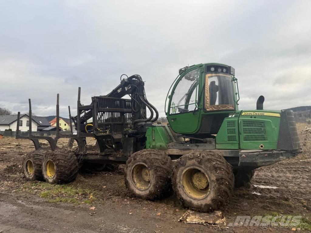 John Deere 1510E 集运机