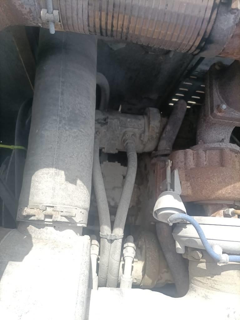 Extec C12 移动式破碎机