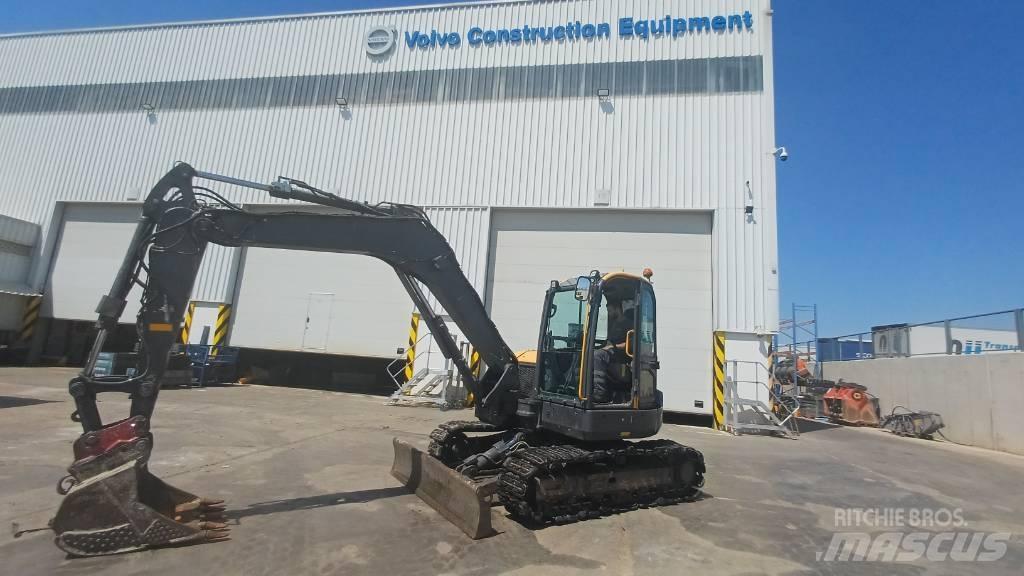 Volvo ECR 88 D 中型挖掘机