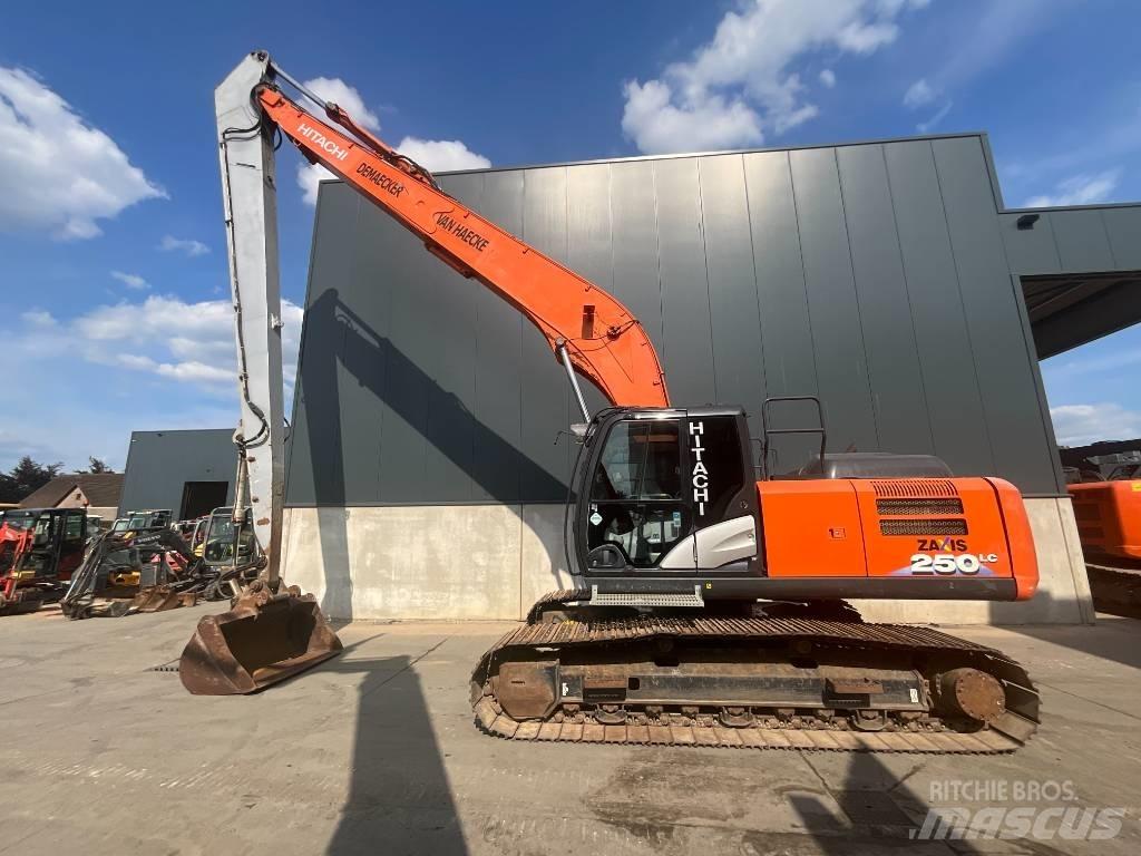 Hitachi ZX 250 LC-6 履带挖掘机