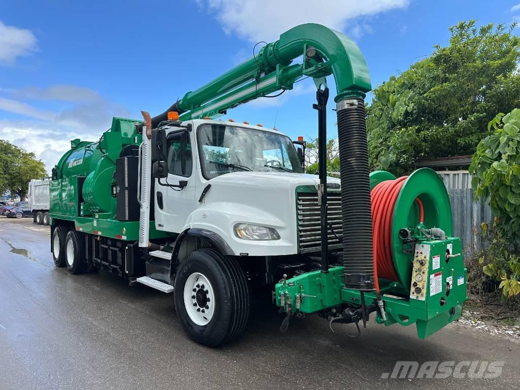 Freightliner M2 组合/真空油槽车