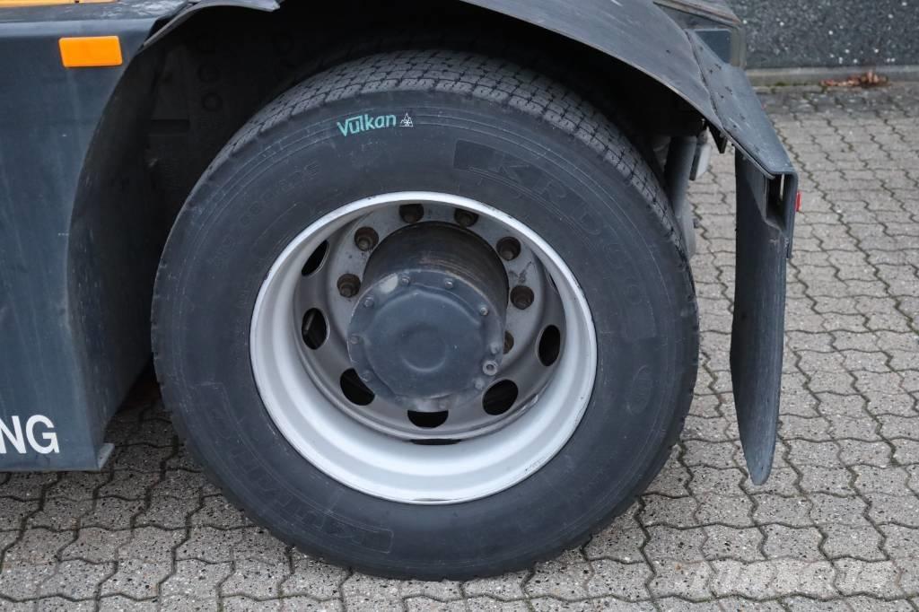 Kalmar T2 I 码头牵引车