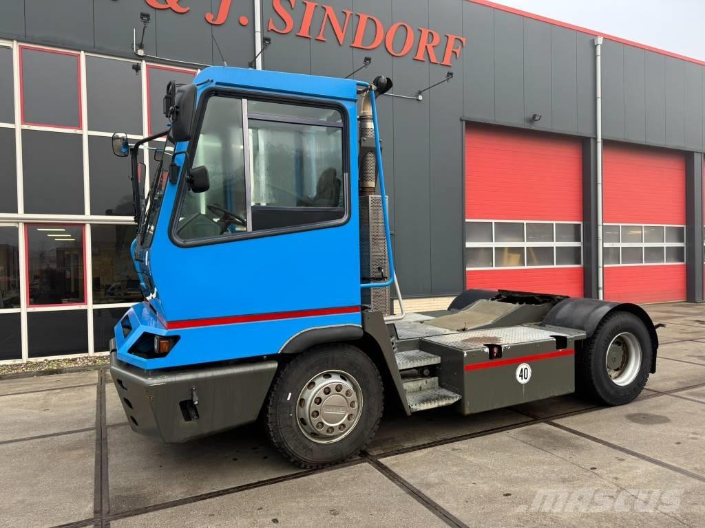 Terberg YT 182 码头牵引车