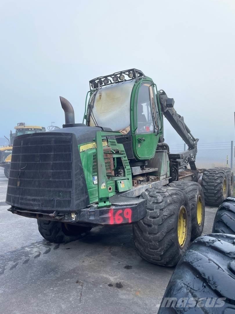John Deere 1210E 集运机