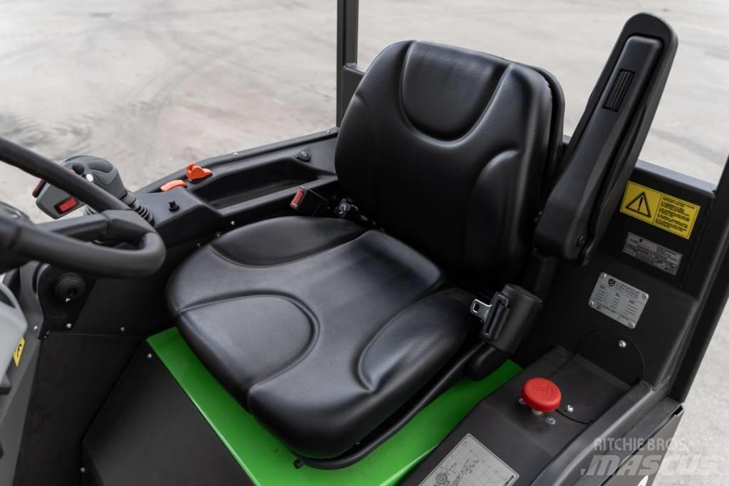 Cast 800 ECO 小型装载机