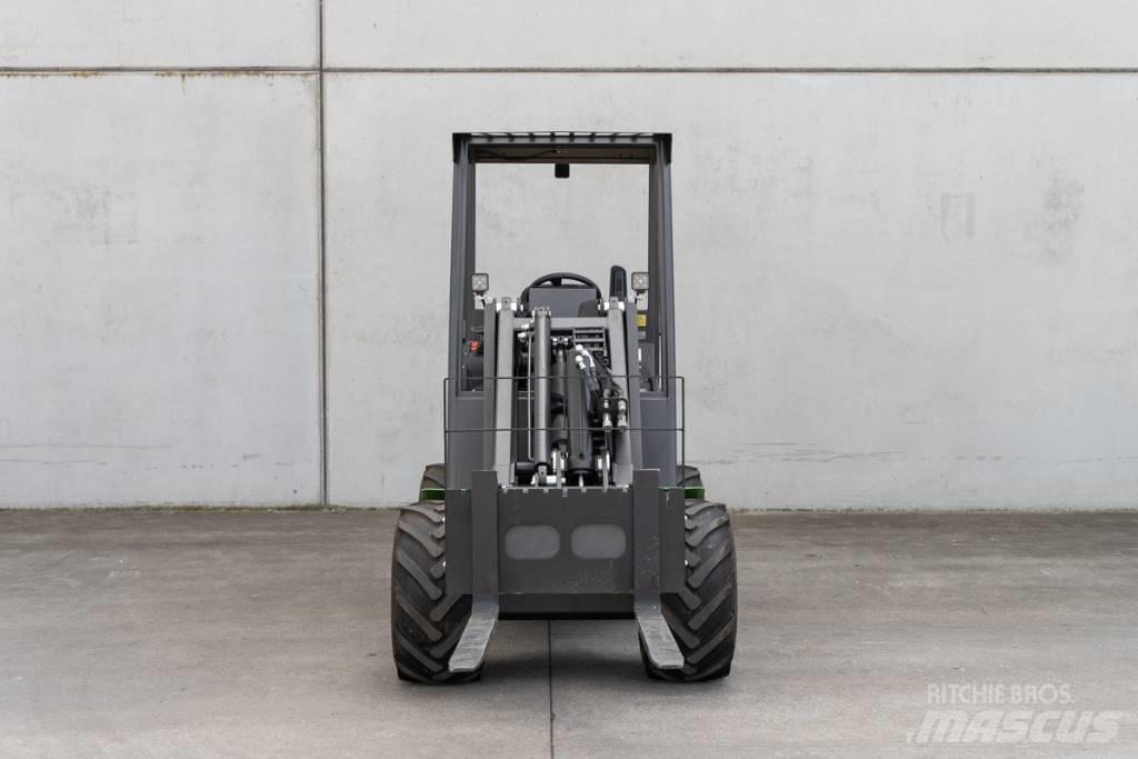 Cast 800 ECO 小型装载机