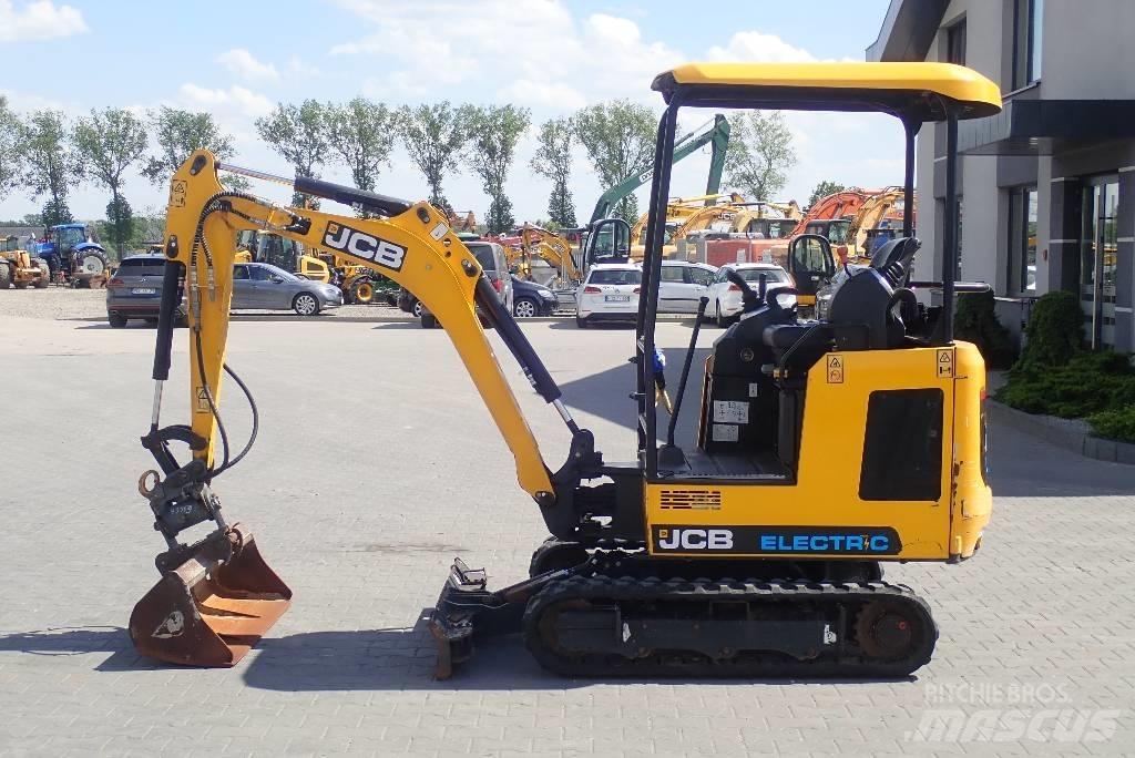 JCB 19 C-1 E 小型挖掘机