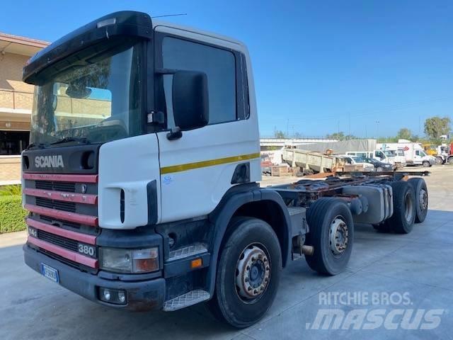 Scania 114-380 牵引车