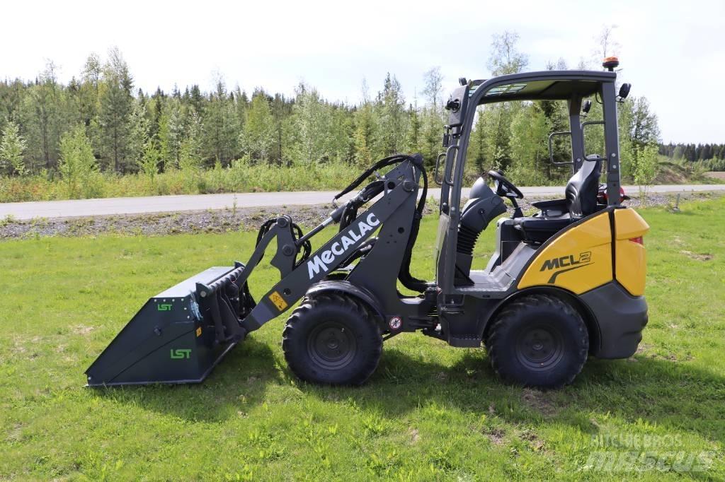 Mecalac MCL2 小型装载机