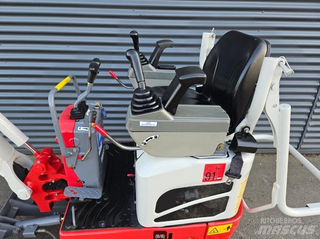 Takeuchi TB 210 R 小型挖掘机