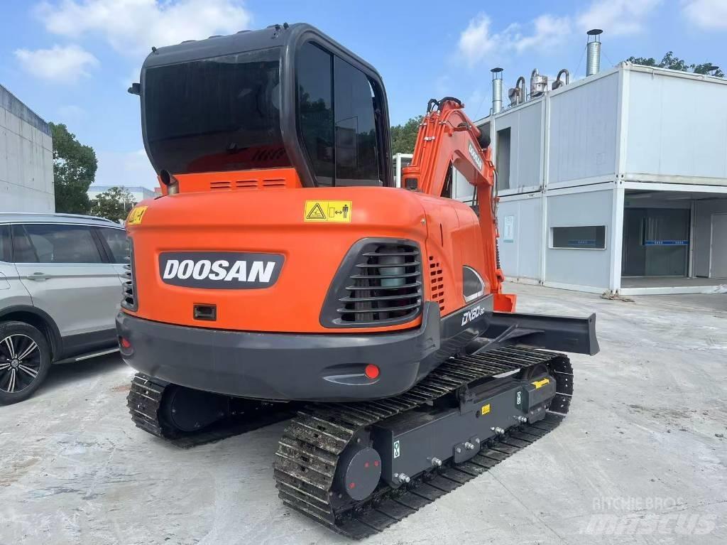 Doosan DX 60-9 C 小型挖掘机